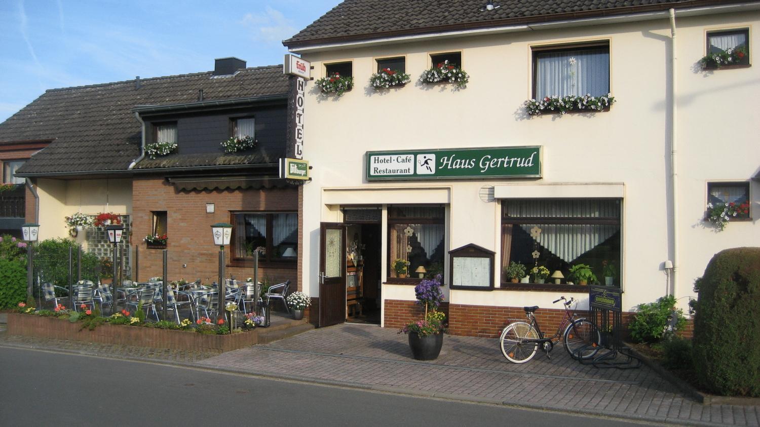 Hotel Haus Gertrud Simmerath Extérieur photo