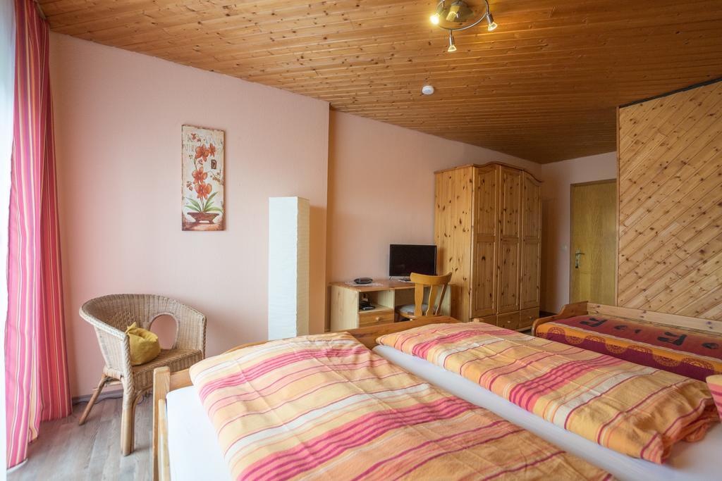 Hotel Haus Gertrud Simmerath Extérieur photo